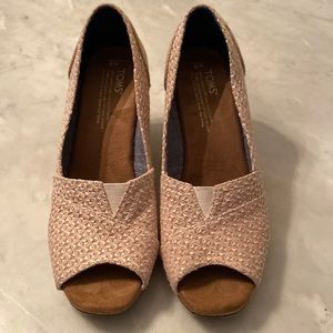 Tom’s cork peep toe wedges 8